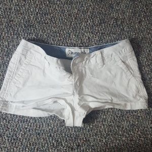 White aeropostale shorts